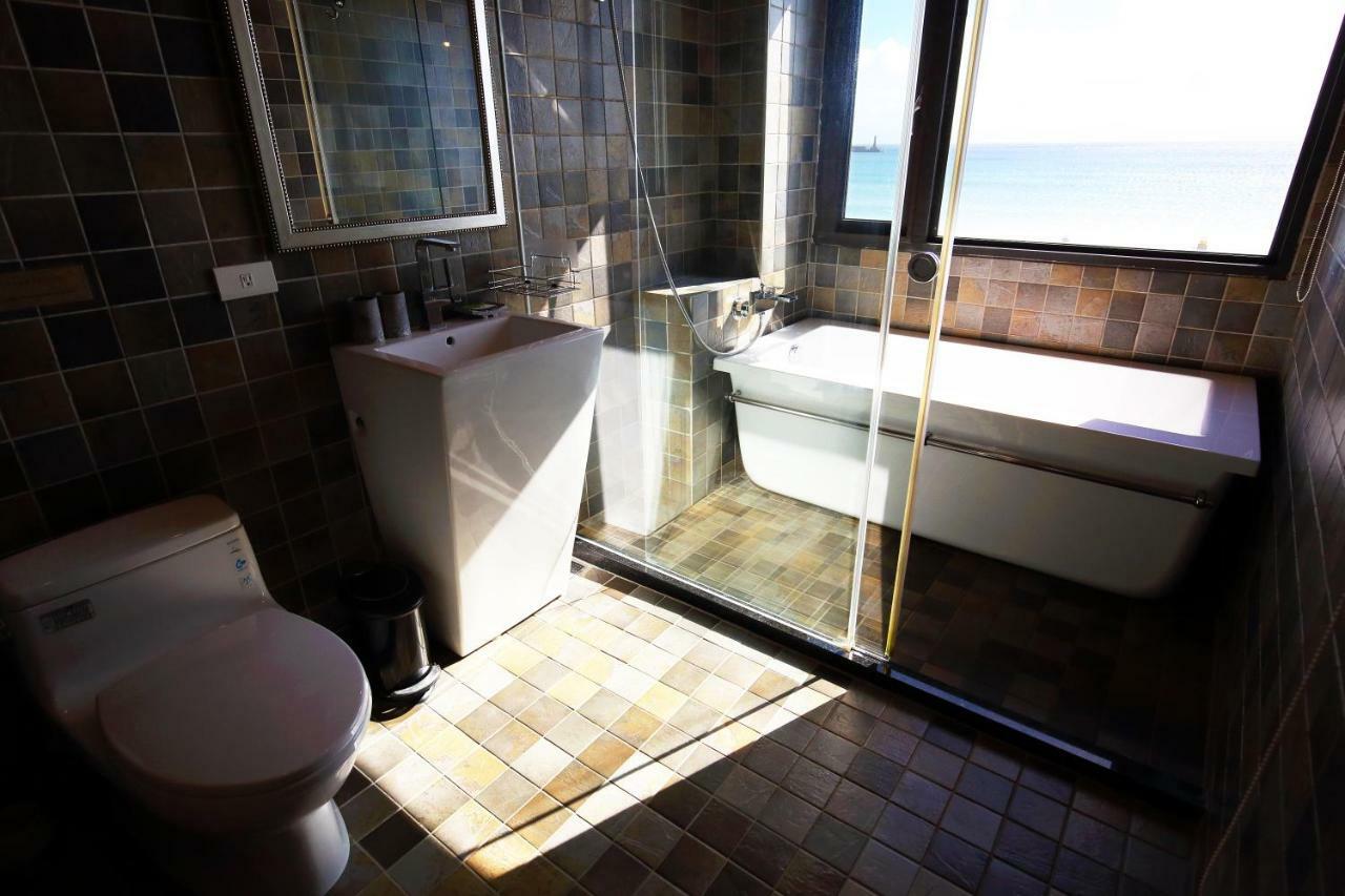 Slow Living Seaview B&B เมืองฮวาเหลียน ภายนอก รูปภาพ